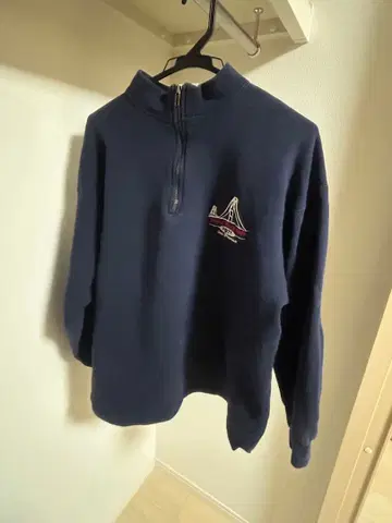 Hard Rock Cafe 네이비 트레이닝복