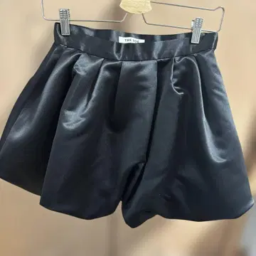 THE TOE Venice Balloon Skirt 블랙 벌룬 스커트