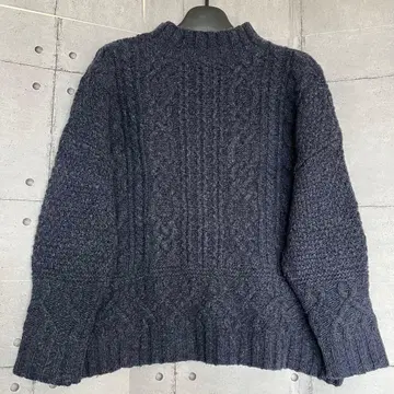 팰리시 케이블 짜임 니트