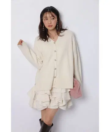 [ 택 포함 새상품 ] JUSGLITTY 가디건 x 페플럼 원피스 SET