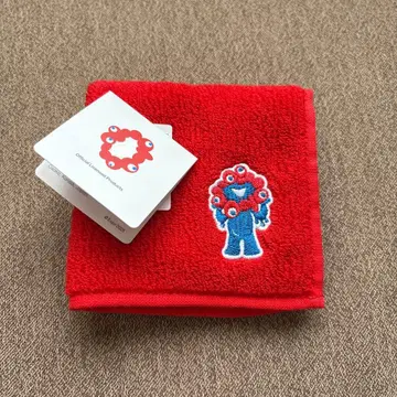 오사카 간사이 만박 미야쿠미야쿠 자수 핸드 타월 레드