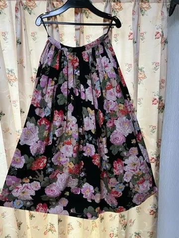 카네코 이사오 핑크하우스 잉게보그 INGEBORG 장미 패턴 롱 스커트