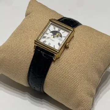 noah timex sun and moon watch