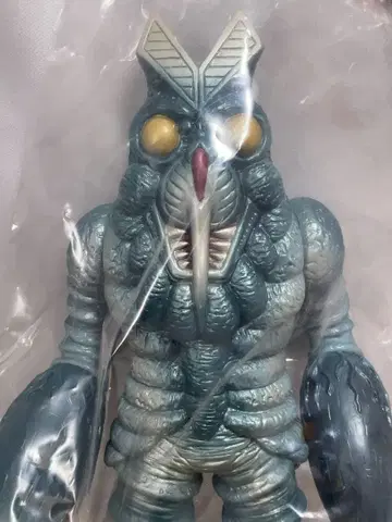 발탄 성인 우메즈 카즈오판 소프트 비닐 수페스 한정판 아트 스톰