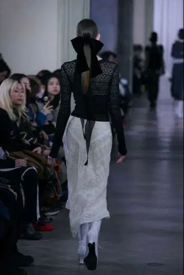 FETICO 벨로아 리본 머리핀