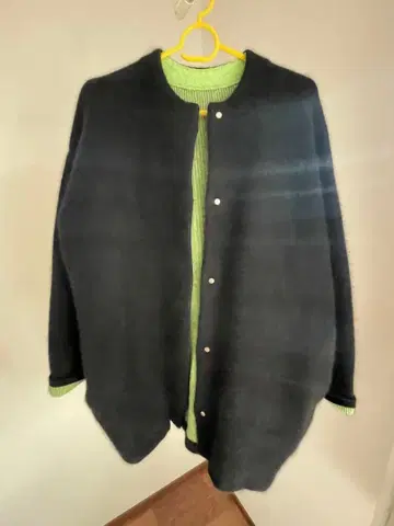 ELENDEEK 노카라 코트 01 블랙 x 라이트 그린