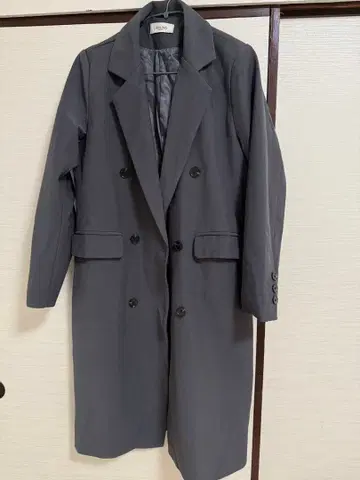 그레이 더블 브레스트 롱 코트
