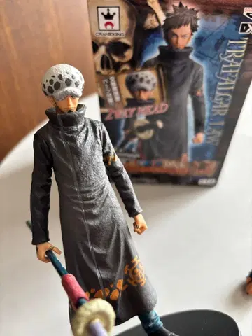 트라팔가 로 피규어 원피스