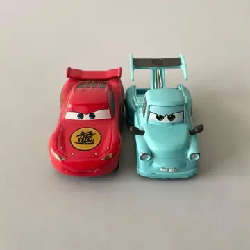 라이트닝 맥퀸 메이터 도쿄 커스텀 타입 카즈 토미카