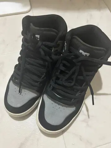 DC 하이컷 스니커즈 블랙/그레이