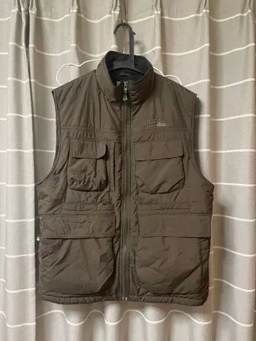 퍼스트 다운 브라운 충전솜 베스트 지퍼 포함