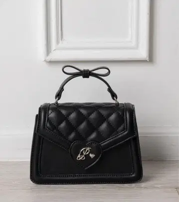 pium 하트 로고 퀼팅 미니백