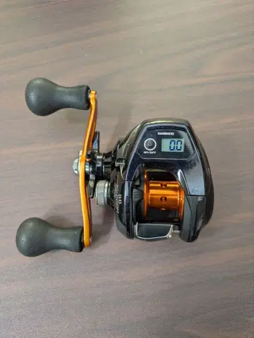 Shimano BB 301 PGDH 베이트 릴