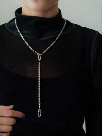 crewre 크루레 트위스트 체인 목걸이 실버