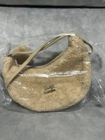 FRAYI.D pierre cardin 콜라보 멀티 퍼 핸드백 베이지