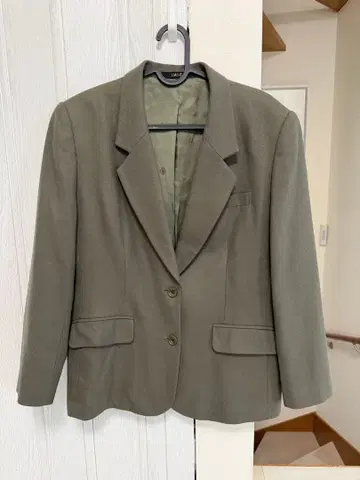 DAKS 테일러드 자켓 올리브 그린 156 사이즈