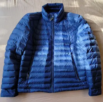 루피안의 파란 다운 자켓