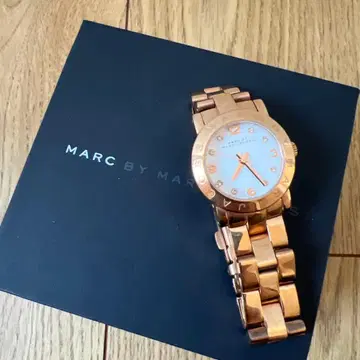 MARC BY MARC JACOBS 로즈 골드 시계