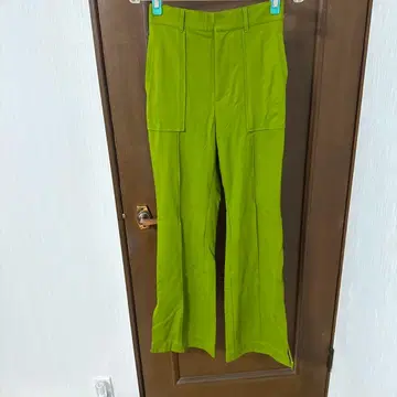 UN3D. 그린 플레어 팬츠 38