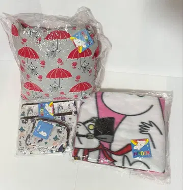 [ 미사용 ] 무민 쿠션 담요 메이크업 파우치 코인 케이스 4종 세트