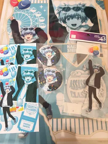 암살교실 요미우리랜드 한정판 아크릴 스탠드 캔뱃지 엽서 시오타 나기사