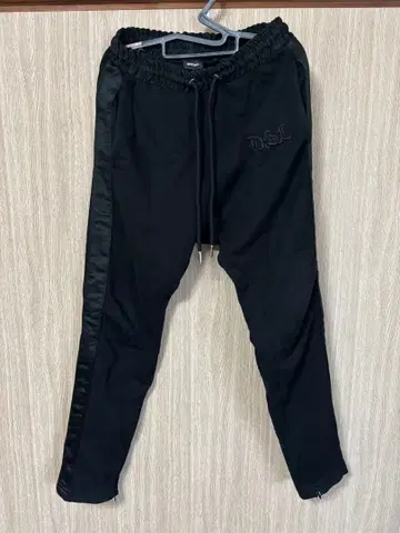 DSIL 블랙 맨투맨 팬츠 XS