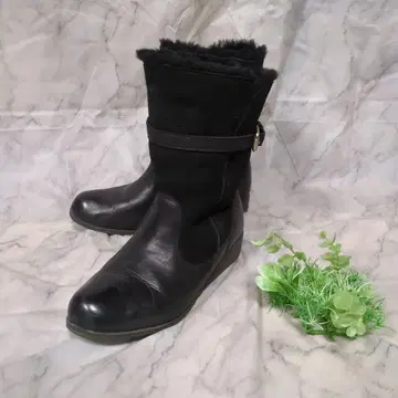 HawkinsSports 무스탕 퍼 가죽 벨트 미들 부츠 블랙