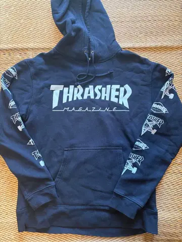 THRASHER 네이비 후드티 L 사이즈