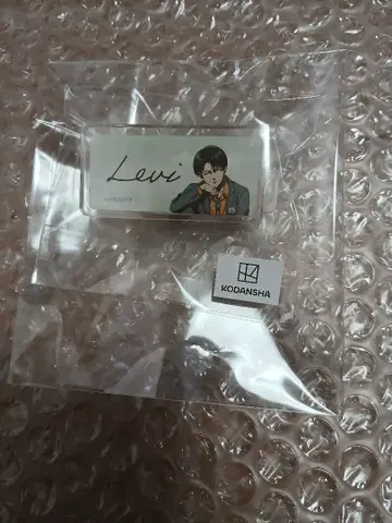 진격의 거인 E-DINER 거대 가라폰 B상 리바이 아크릴 네임 배지