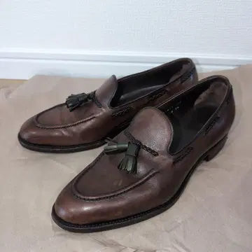 브라운 가죽 태슬 로퍼 사니야마초 시카사부로 26cm