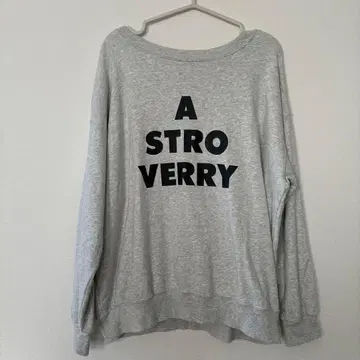 Spick and Span 루즈 로고 맨투맨