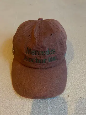 Mercedes Anchor inc. 자수 로고 브라운 캡