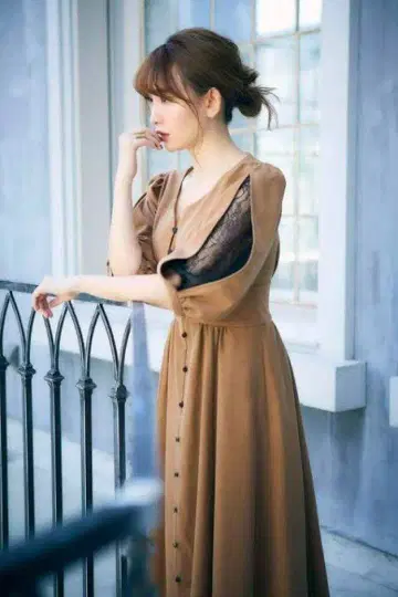 Her lip to 브라운 롱 원피스