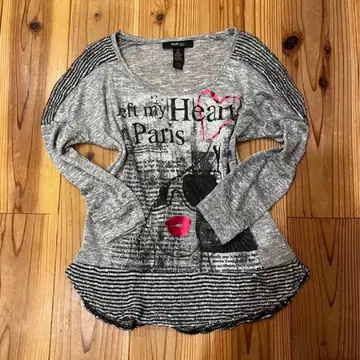 상의 롱 T 헤이세이 Y2K