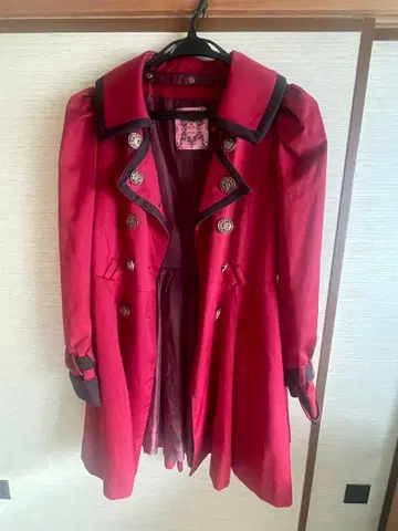 허니번치 스프링 코트