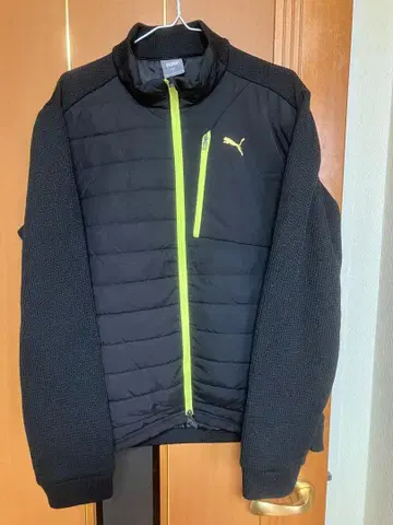 PUMA 블랙/라임 자켓 M