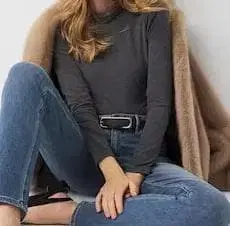 WHITE HOUSE BLACK MARKET 모크넥 티셔츠