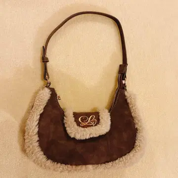 OLIVE des OLIVE 올리브 데 올리브 무스탕 호보 백