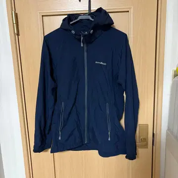 montbell 후드 부착 네이비 마운틴 후드티