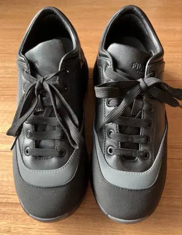 FILLIN 스니커즈 SYPHON