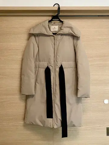 Rubyrivet 루비 리벳 다운 코트 베이지