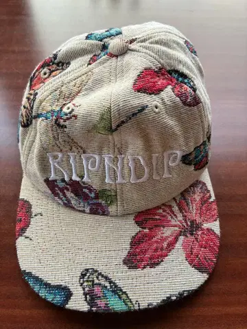 RIPNDIP 꽃무늬 캡