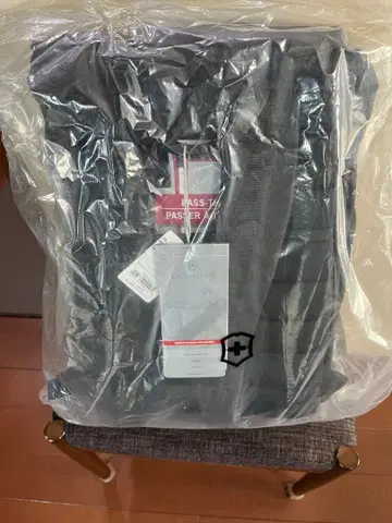 빅토리녹스 플립탑 노트북 백팩