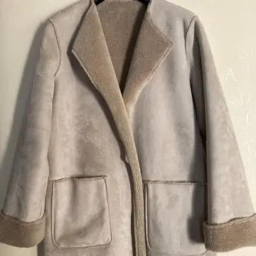 여성용 esche 페이크 무스탕 코트 베이지