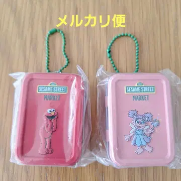 세서미 스트릿 마켓 한정판 가챠가챠 캔 키체인 엘모 아비