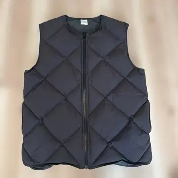 잔테르 다운 베스트 L 사이즈 차콜 그레이