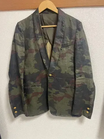 토모랜드 카모 패턴 린넨 테일러드 자켓