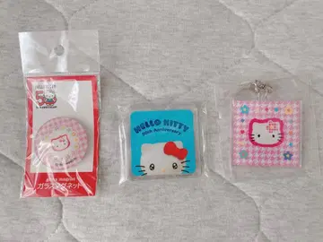 헬로키티 50주년 기념일 마켓