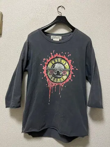 레미 리프 x 건즈 앤 로지스 페이드 가공 티셔츠 /M 밴딩T 락T