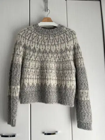 BATONER 노르딕 무늬 스웨터 그레이 아이보리